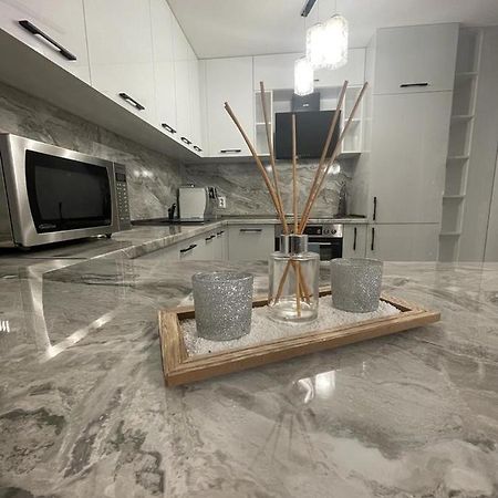 Emily & Nasi Apartment พลอฟดิฟ ภายนอก รูปภาพ
